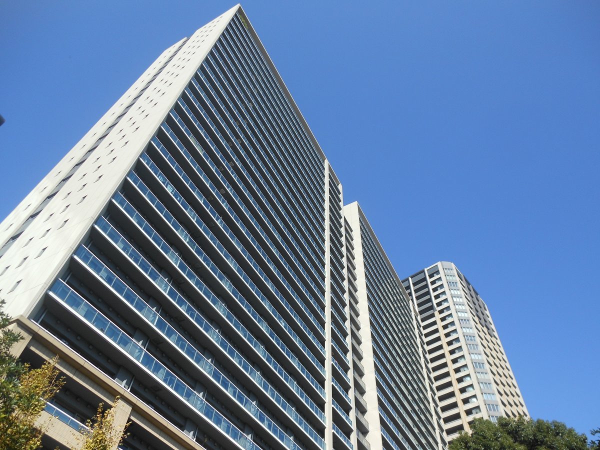 カテリーナ三田タワースイートはコンシェルジュ付きの賃貸マンション
